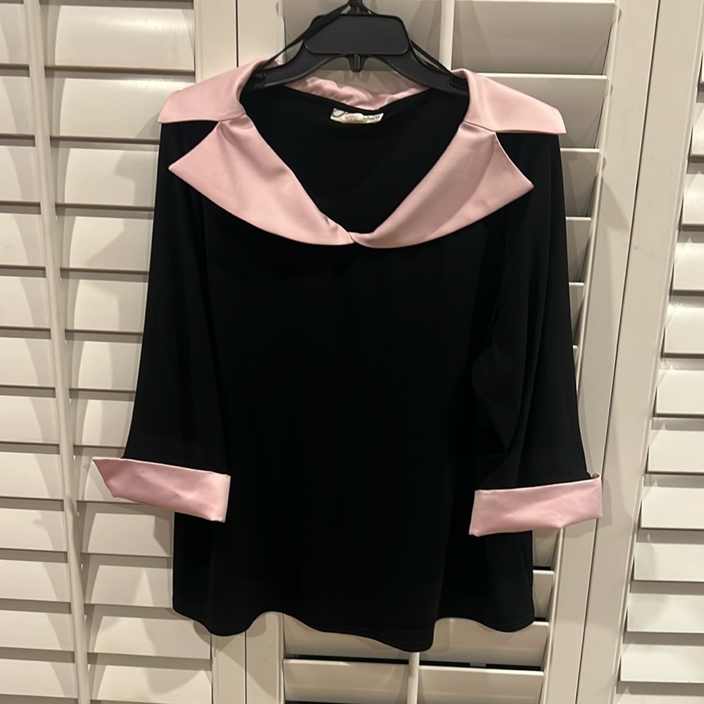 Dressbarn Women’s Black Blouse Size 3x